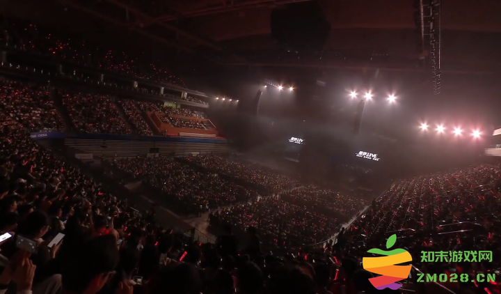 还有谁没看《崩坏：星穹铁道》演唱会？天花板级体验，不敢想象现场多爽：一场撩动心弦的视听盛宴！沉浸式感受