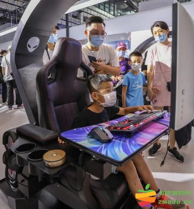 新华每日电讯：游戏既有天然的文化属性，也有着深厚的科技属性：探讨游戏背后的文化与科技交织