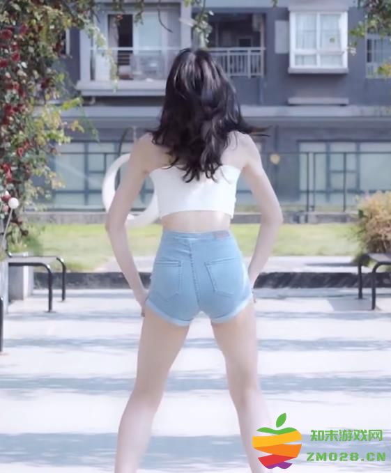 B站舞蹈区曾经的高人气作品，不是单纯的大白腿，都是镇站之宝：舞姿如梦？前情回顾