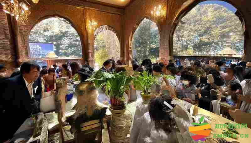 拳击俱乐部2：老银羁绊任务攻略与快进未来的详细步骤解析